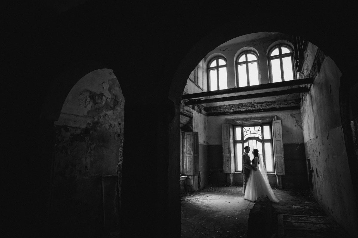 Fotograf na sesję ślubną Śląsk, sesja slubna na zamku, plener slubny w palacu, Zamek Krowiarki, Pałac krowiarki, sesja slubna w krowiarkach, fotograf na slub slask, zdjecia slubne slask, plener slubny krowiarki, www.magiaobrazu.com, fotografia slubna w Mosznej, plener slubny w Krakowie, fotograf slubny Krakow, oryginalna sesja slubna, fotograf slubny slask, sesja slubna slask, fotografia slubna, plener slubny na zamku, fotograf slubny Krakow,