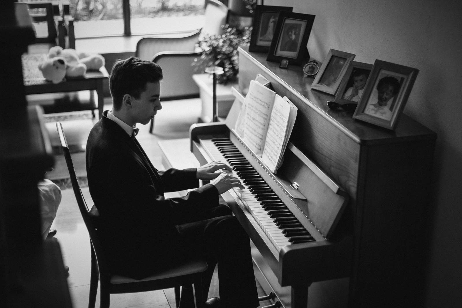 fotograf na ślub śląsk, fotografia slubna jastrzebie, zdjecia slubne jastrzebie, fotograf slubny jastrzebie, fotografia slubna slask, fotografia slubna katowice, zdjecia slubne katowice, fotograf slubny katowice, zdjecia slubne bielsko, zdjecia slubne mikolow, fotografia slubna mikolow, zdjecia slubne zory, fotografia slubna bielsko, wesele kompleks Dabrowka w Jastrzebiu, wesele w dabrowce jatrzebie,dwoch fotografow na slub, fotografia slubna krakow, fotograf na slub krakow, zdjecia slubne krakow, slub w mikolowie