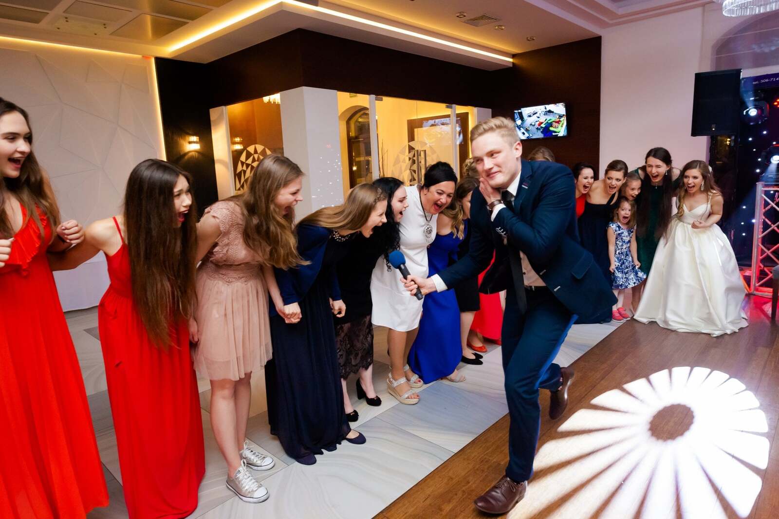 fotograf na ślub śląsk, fotografia slubna jastrzebie, zdjecia slubne jastrzebie, fotograf slubny jastrzebie, fotografia slubna slask, fotografia slubna katowice, zdjecia slubne katowice, fotograf slubny katowice, zdjecia slubne bielsko, zdjecia slubne mikolow, fotografia slubna mikolow, zdjecia slubne zory, fotografia slubna bielsko, wesele kompleks Dabrowka w Jastrzebiu, wesele w dabrowce jatrzebie,dwoch fotografow na slub, fotografia slubna krakow, fotograf na slub krakow, zdjecia slubne krakow, slub w mikolowie