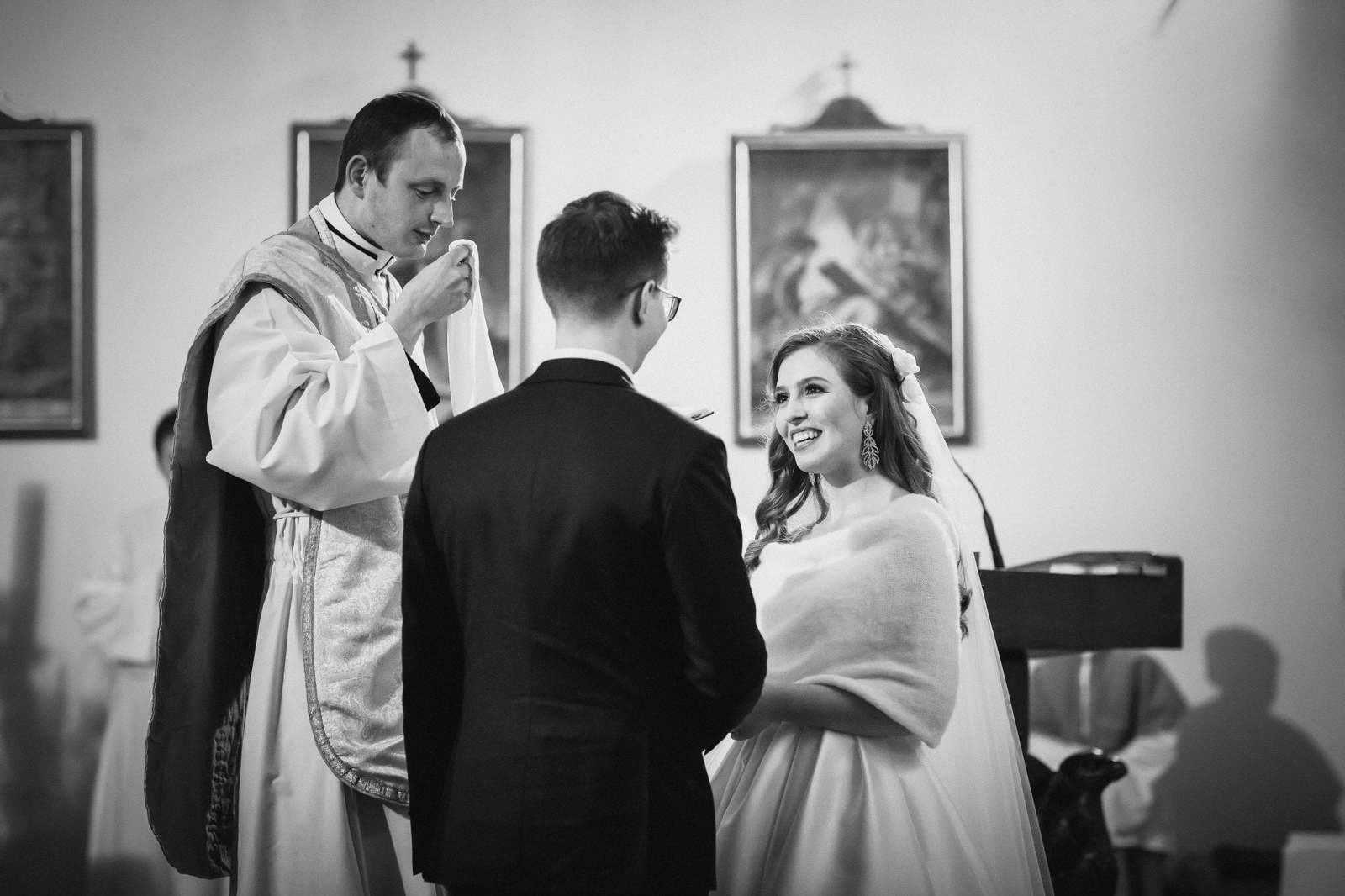 fotograf na ślub śląsk, fotografia slubna jastrzebie, zdjecia slubne jastrzebie, fotograf slubny jastrzebie, fotografia slubna slask, fotografia slubna katowice, zdjecia slubne katowice, fotograf slubny katowice, zdjecia slubne bielsko, zdjecia slubne mikolow, fotografia slubna mikolow, zdjecia slubne zory, fotografia slubna bielsko, wesele kompleks Dabrowka w Jastrzebiu, wesele w dabrowce jatrzebie,dwoch fotografow na slub, fotografia slubna krakow, fotograf na slub krakow, zdjecia slubne krakow, slub w mikolowie