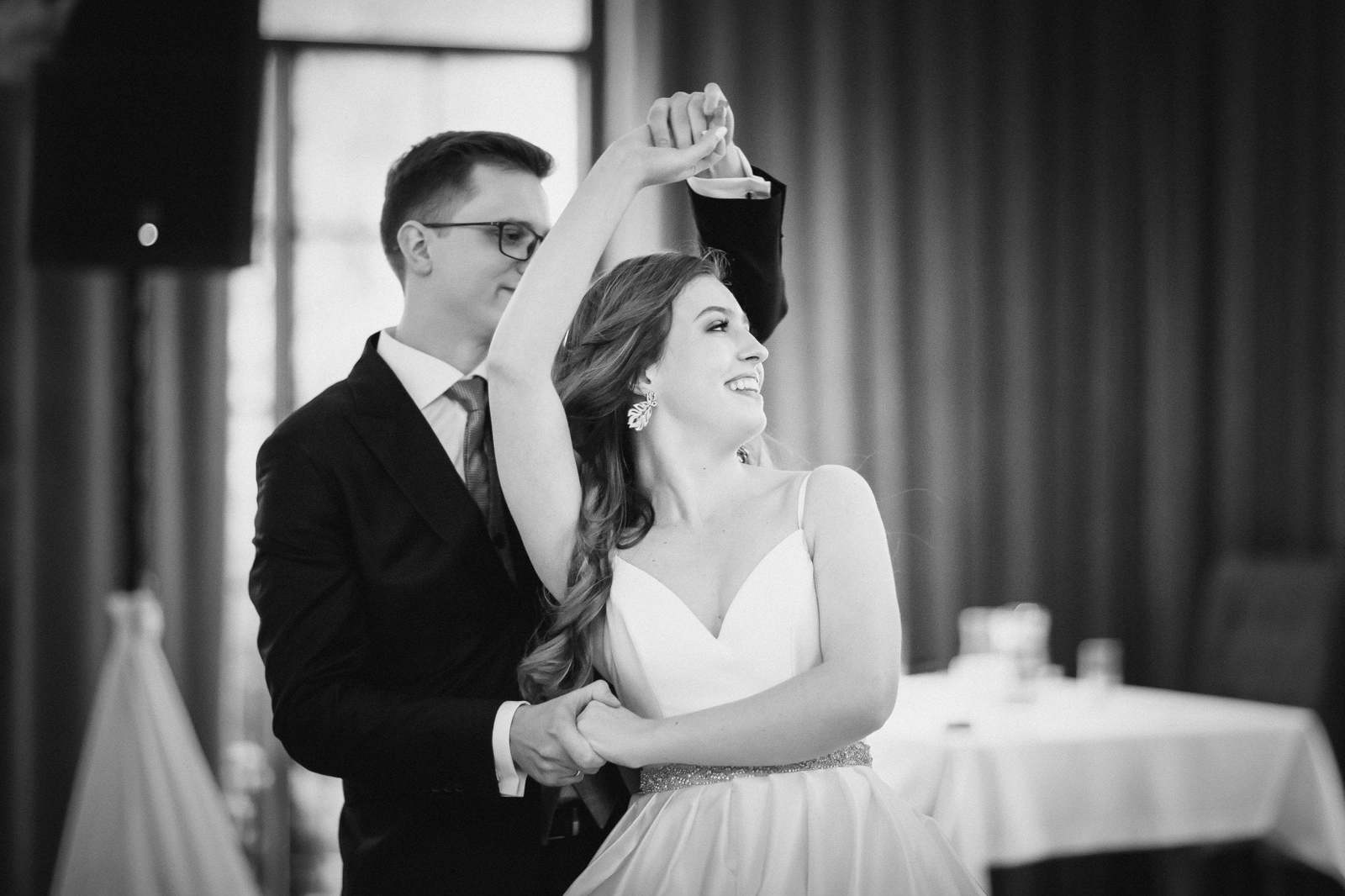 fotograf na ślub śląsk, fotografia slubna jastrzebie, zdjecia slubne jastrzebie, fotograf slubny jastrzebie, fotografia slubna slask, fotografia slubna katowice, zdjecia slubne katowice, fotograf slubny katowice, zdjecia slubne bielsko, zdjecia slubne mikolow, fotografia slubna mikolow, zdjecia slubne zory, fotografia slubna bielsko, wesele kompleks Dabrowka w Jastrzebiu, wesele w dabrowce jatrzebie,dwoch fotografow na slub, fotografia slubna krakow, fotograf na slub krakow, zdjecia slubne krakow, slub w mikolowie