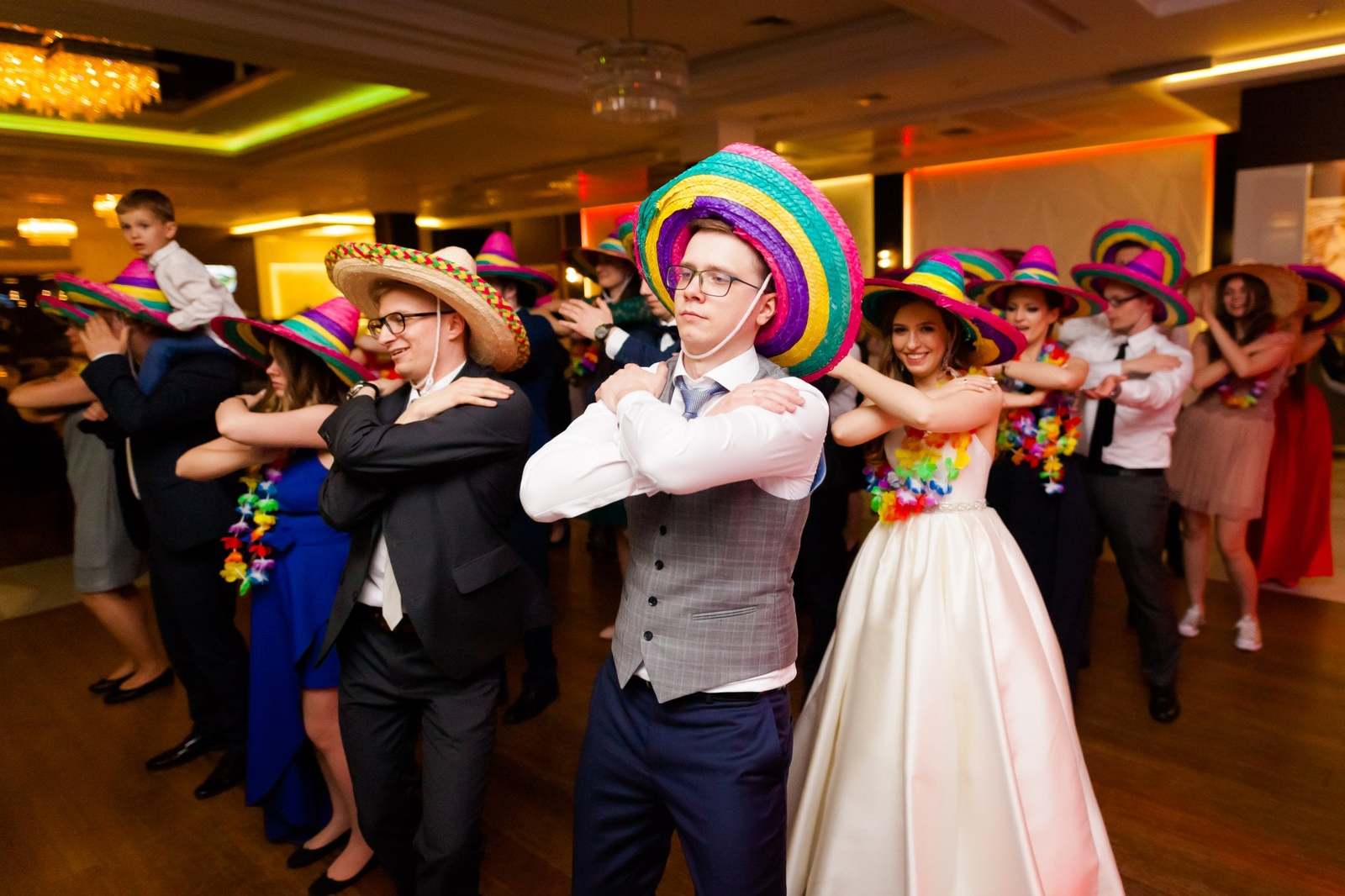 fotograf na ślub śląsk, fotografia slubna jastrzebie, zdjecia slubne jastrzebie, fotograf slubny jastrzebie, fotografia slubna slask, fotografia slubna katowice, zdjecia slubne katowice, fotograf slubny katowice, zdjecia slubne bielsko, zdjecia slubne mikolow, fotografia slubna mikolow, zdjecia slubne zory, fotografia slubna bielsko, wesele kompleks Dabrowka w Jastrzebiu, wesele w dabrowce jatrzebie,dwoch fotografow na slub, fotografia slubna krakow, fotograf na slub krakow, zdjecia slubne krakow, slub w mikolowie