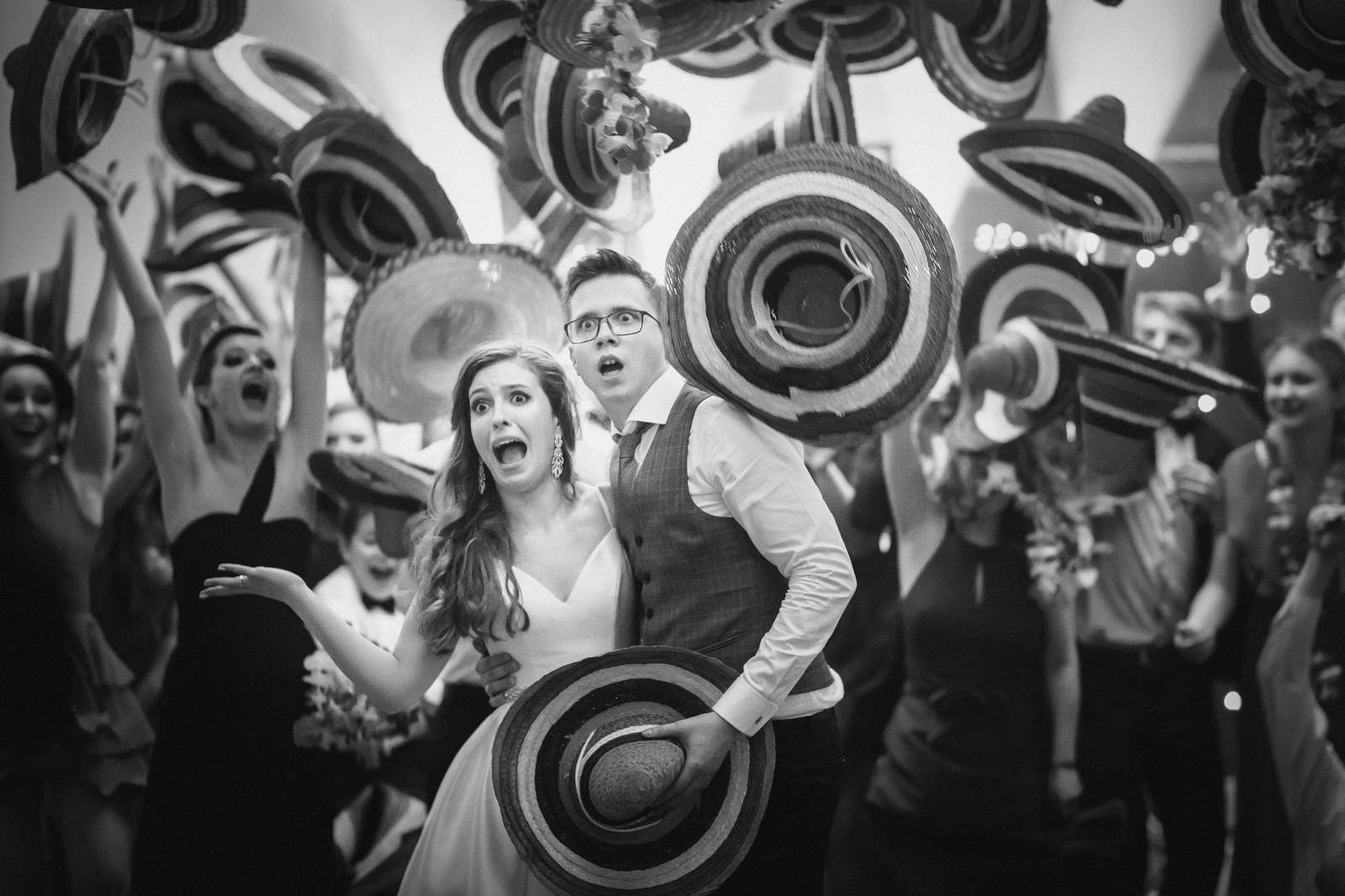 fotograf na ślub śląsk, fotografia slubna jastrzebie, zdjecia slubne jastrzebie, fotograf slubny jastrzebie, fotografia slubna slask, fotografia slubna katowice, zdjecia slubne katowice, fotograf slubny katowice, zdjecia slubne bielsko, zdjecia slubne mikolow, fotografia slubna mikolow, zdjecia slubne zory, fotografia slubna bielsko, wesele kompleks Dabrowka w Jastrzebiu, wesele w dabrowce jatrzebie,dwoch fotografow na slub, fotografia slubna krakow, fotograf na slub krakow, zdjecia slubne krakow, slub w mikolowie