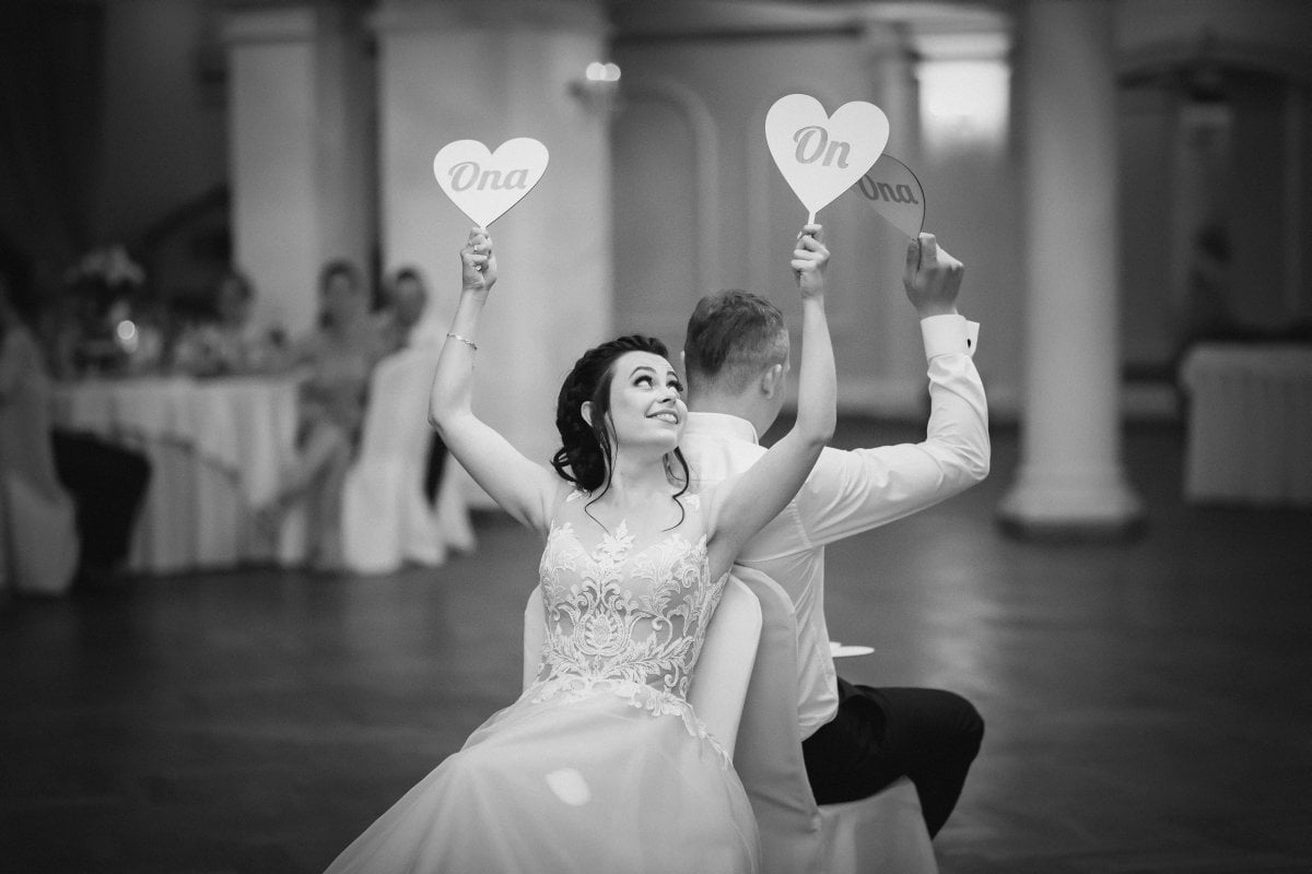 Fotografia slubna Czechowice, dworek stara cynkownia czechowice, wesele w starej cynkowni w czechowicach, wesele cynkownia czechowice, zdjecia slubne orzesze, slub w orzeszu, fotografia slubna slask, fotografia slubna katowice, zdjecia slubne katowice, fotograf slubny katowice, zdjecia slubne bielsko, zdjecia slubne mikolow, fotografia slubna mikolow, zdjecia slubne zory, fotografia slubna bielsko, dwoch fotografow na slub, fotografia slubna krakow, fotograf na slub krakow, zdjecia slubne krakow, slub w mikolowie