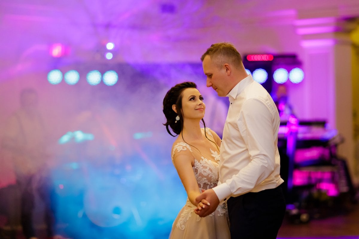 Fotografia slubna Czechowice, dworek stara cynkownia czechowice, wesele w starej cynkowni w czechowicach, wesele cynkownia czechowice, zdjecia slubne orzesze, slub w orzeszu, fotografia slubna slask, fotografia slubna katowice, zdjecia slubne katowice, fotograf slubny katowice, zdjecia slubne bielsko, zdjecia slubne mikolow, fotografia slubna mikolow, zdjecia slubne zory, fotografia slubna bielsko, dwoch fotografow na slub, fotografia slubna krakow, fotograf na slub krakow, zdjecia slubne krakow, slub w mikolowie