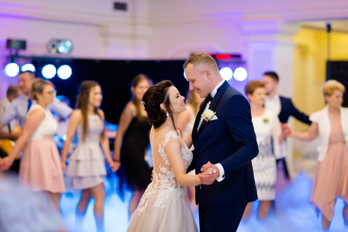 Fotografia slubna Czechowice, dworek stara cynkownia czechowice, wesele w starej cynkowni w czechowicach, wesele cynkownia czechowice, zdjecia slubne orzesze, slub w orzeszu, fotografia slubna slask, fotografia slubna katowice, zdjecia slubne katowice, fotograf slubny katowice, zdjecia slubne bielsko, zdjecia slubne mikolow, fotografia slubna mikolow, zdjecia slubne zory, fotografia slubna bielsko, dwoch fotografow na slub, fotografia slubna krakow, fotograf na slub krakow, zdjecia slubne krakow, slub w mikolowie