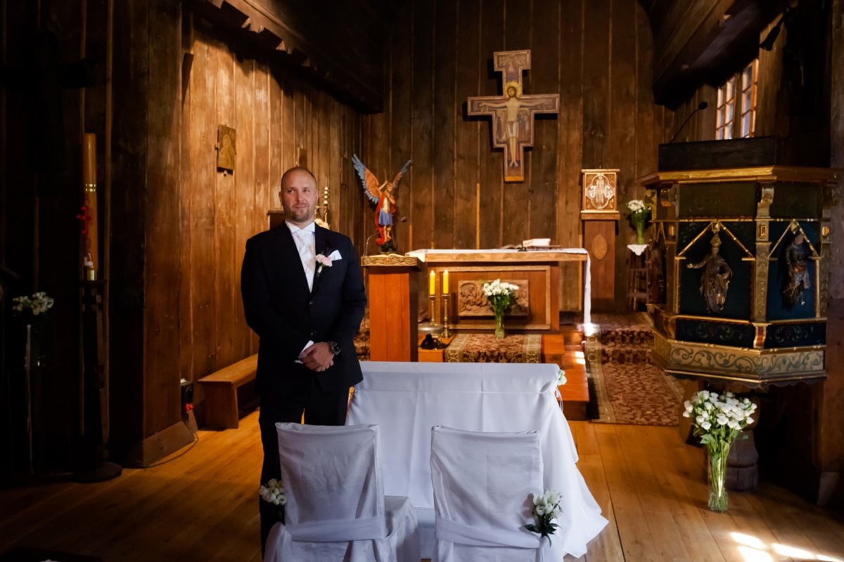 fotografia slubna Katowice, pałac dietla sosnowiec, fotograf slubny slask, zdjecia slubne slask, fotograf na slub slask, kosciol michala archaniola katowice, zdjecia slubne sosnowiec, zabytkowy samochod na slub, fotografia slubna sosnowiec,wesele w palacu dietla w sosnowcu, slub w parku kosciuszki, fotografia slubna slask, fotografia slubna katowice, zdjecia slubne katowice, fotograf slubny katowice, zdjecia slubne bielsko, zdjecia slubne mikolow, fotografia slubna bielsko, dwoch fotografow na slub, fotografia slubna krakow, fotograf na slub krakow, zdjecia slubne krakow,