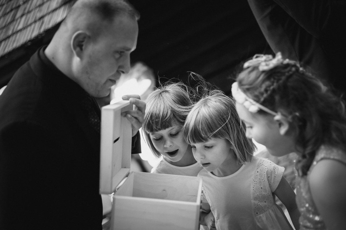 fotografia slubna Katowice, pałac dietla sosnowiec, fotograf slubny slask, zdjecia slubne slask, fotograf na slub slask, kosciol michala archaniola katowice, zdjecia slubne sosnowiec, zabytkowy samochod na slub, fotografia slubna sosnowiec,wesele w palacu dietla w sosnowcu, slub w parku kosciuszki, fotografia slubna slask, fotografia slubna katowice, zdjecia slubne katowice, fotograf slubny katowice, zdjecia slubne bielsko, zdjecia slubne mikolow, fotografia slubna bielsko, dwoch fotografow na slub, fotografia slubna krakow, fotograf na slub krakow, zdjecia slubne krakow,