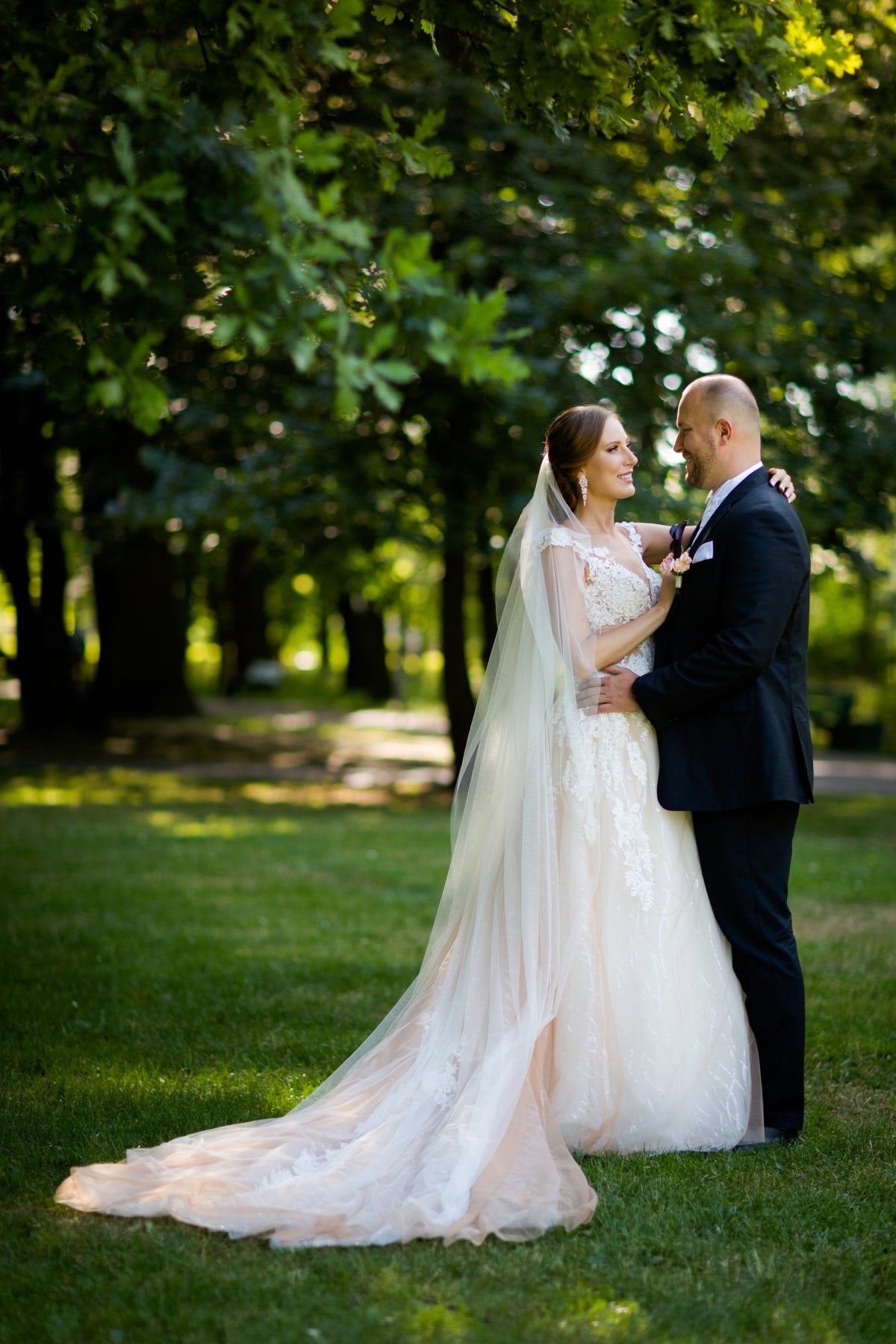 fotografia slubna Katowice, pałac dietla sosnowiec, fotograf slubny slask, zdjecia slubne slask, fotograf na slub slask, kosciol michala archaniola katowice, zdjecia slubne sosnowiec, zabytkowy samochod na slub, fotografia slubna sosnowiec,wesele w palacu dietla w sosnowcu, slub w parku kosciuszki, fotografia slubna slask, fotografia slubna katowice, zdjecia slubne katowice, fotograf slubny katowice, zdjecia slubne bielsko, zdjecia slubne mikolow, fotografia slubna bielsko, dwoch fotografow na slub, fotografia slubna krakow, fotograf na slub krakow, zdjecia slubne krakow,