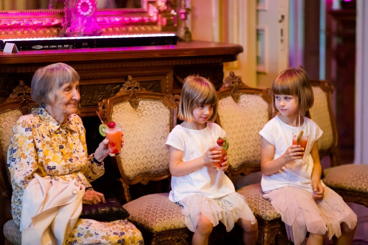 fotografia slubna Katowice, pałac dietla sosnowiec, fotograf slubny slask, zdjecia slubne slask, fotograf na slub slask, kosciol michala archaniola katowice, zdjecia slubne sosnowiec, zabytkowy samochod na slub, fotografia slubna sosnowiec,wesele w palacu dietla w sosnowcu, slub w parku kosciuszki, fotografia slubna slask, fotografia slubna katowice, zdjecia slubne katowice, fotograf slubny katowice, zdjecia slubne bielsko, zdjecia slubne mikolow, fotografia slubna bielsko, dwoch fotografow na slub, fotografia slubna krakow, fotograf na slub krakow, zdjecia slubne krakow,