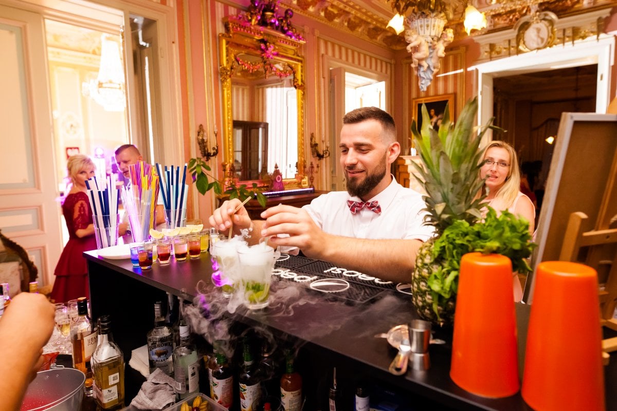 fotografia slubna Katowice, pałac dietla sosnowiec, fotograf slubny slask, zdjecia slubne slask, fotograf na slub slask, kosciol michala archaniola katowice, zdjecia slubne sosnowiec, zabytkowy samochod na slub, fotografia slubna sosnowiec,wesele w palacu dietla w sosnowcu, slub w parku kosciuszki, fotografia slubna slask, fotografia slubna katowice, zdjecia slubne katowice, fotograf slubny katowice, zdjecia slubne bielsko, zdjecia slubne mikolow, fotografia slubna bielsko, dwoch fotografow na slub, fotografia slubna krakow, fotograf na slub krakow, zdjecia slubne krakow,