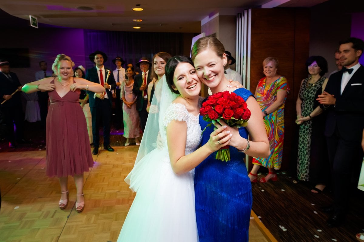 Fotografia ślubna Kraków, fotografia slubna, fotografia slubna krakow, zdjecia slubne krakow, fotograf slubny krakow, fotograf na wesele krakow, slub w klasztorze dominikanow krakow, slub dominikanie krakow, Hilton Garden Inn Krakow, wesele w Hiltonie Krakow, najlepsze zdjecia slubne, fotografia slubna slask, zdjecia slubne slask, fotografia slubna wieliczka, zdjecia slubne wieliczka, zdjecia slubne bielsko, fotograf slubny bielsko, www.magiaobrazu.com, zdjecia slubne bielsko, fotografia slubna slask, fotograf cieszyn, zdjecia slubne cieszyn