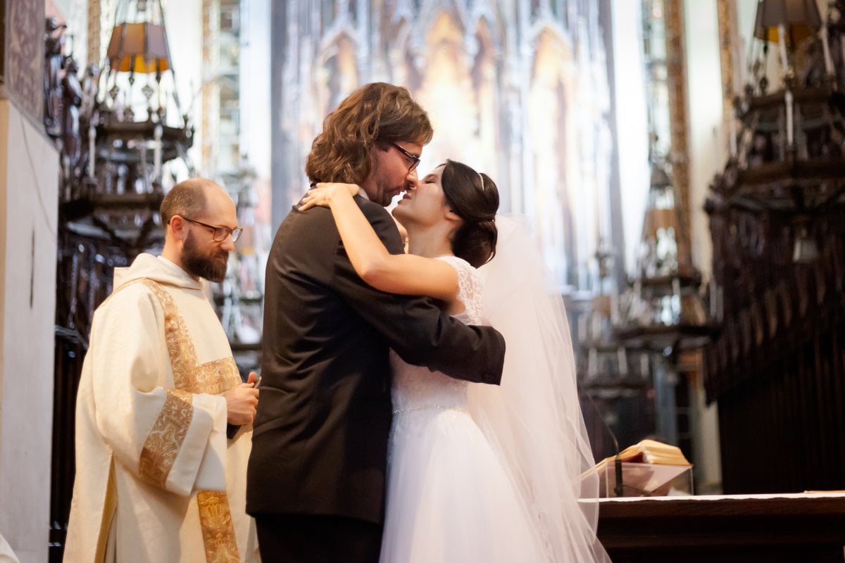 Fotografia ślubna Kraków, fotografia slubna, fotografia slubna krakow, zdjecia slubne krakow, fotograf slubny krakow, fotograf na wesele krakow, slub w klasztorze dominikanow krakow, slub dominikanie krakow, Hilton Garden Inn Krakow, wesele w Hiltonie Krakow, najlepsze zdjecia slubne, fotografia slubna slask, zdjecia slubne slask, fotografia slubna wieliczka, zdjecia slubne wieliczka, zdjecia slubne bielsko, fotograf slubny bielsko, www.magiaobrazu.com, zdjecia slubne bielsko, fotografia slubna slask, fotograf cieszyn, zdjecia slubne cieszyn