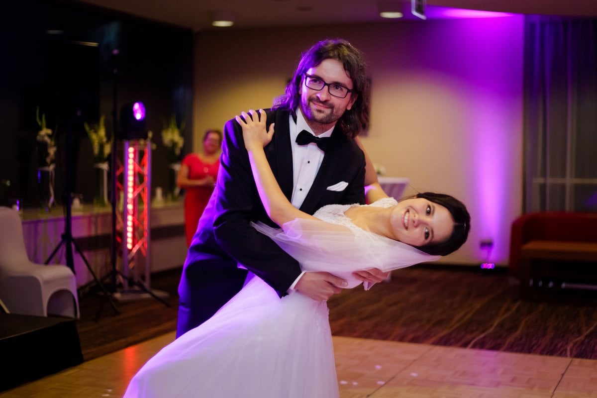 Fotografia ślubna Kraków, fotografia slubna, fotografia slubna krakow, zdjecia slubne krakow, fotograf slubny krakow, fotograf na wesele krakow, slub w klasztorze dominikanow krakow, slub dominikanie krakow, Hilton Garden Inn Krakow, wesele w Hiltonie Krakow, najlepsze zdjecia slubne, fotografia slubna slask, zdjecia slubne slask, fotografia slubna wieliczka, zdjecia slubne wieliczka, zdjecia slubne bielsko, fotograf slubny bielsko, www.magiaobrazu.com, zdjecia slubne bielsko, fotografia slubna slask, fotograf cieszyn, zdjecia slubne cieszyn