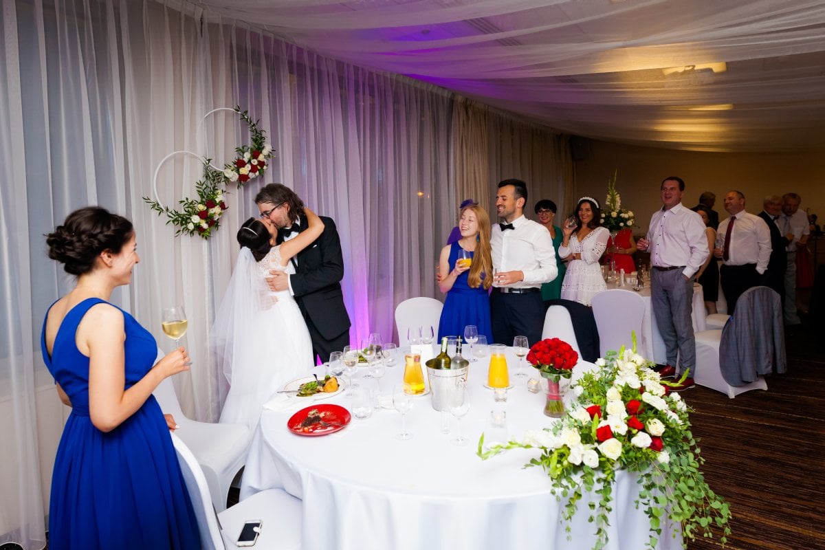 Fotografia ślubna Kraków, fotografia slubna, fotografia slubna krakow, zdjecia slubne krakow, fotograf slubny krakow, fotograf na wesele krakow, slub w klasztorze dominikanow krakow, slub dominikanie krakow, Hilton Garden Inn Krakow, wesele w Hiltonie Krakow, najlepsze zdjecia slubne, fotografia slubna slask, zdjecia slubne slask, fotografia slubna wieliczka, zdjecia slubne wieliczka, zdjecia slubne bielsko, fotograf slubny bielsko, www.magiaobrazu.com, zdjecia slubne bielsko, fotografia slubna slask, fotograf cieszyn, zdjecia slubne cieszyn