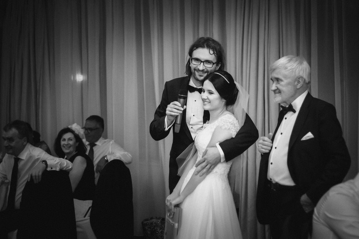 Fotografia ślubna Kraków, fotografia slubna, fotografia slubna krakow, zdjecia slubne krakow, fotograf slubny krakow, fotograf na wesele krakow, slub w klasztorze dominikanow krakow, slub dominikanie krakow, Hilton Garden Inn Krakow, wesele w Hiltonie Krakow, najlepsze zdjecia slubne, fotografia slubna slask, zdjecia slubne slask, fotografia slubna wieliczka, zdjecia slubne wieliczka, zdjecia slubne bielsko, fotograf slubny bielsko, www.magiaobrazu.com, zdjecia slubne bielsko, fotografia slubna slask, fotograf cieszyn, zdjecia slubne cieszyn