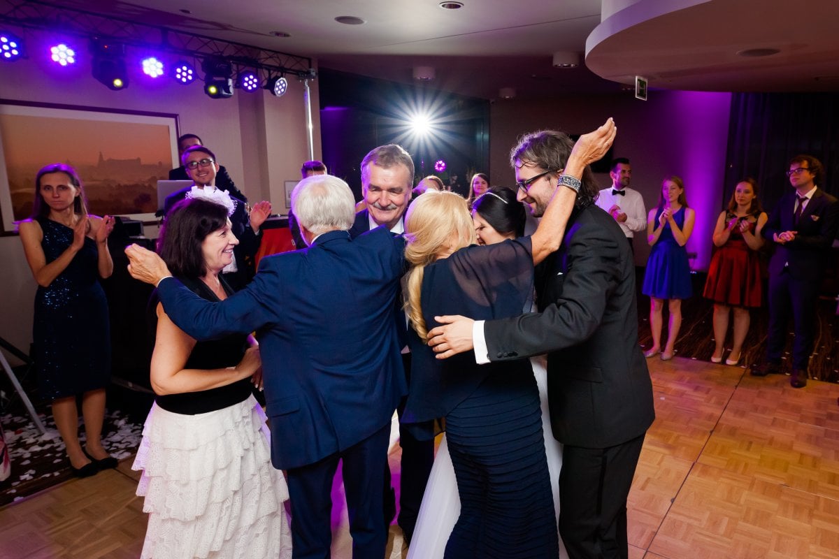 Fotografia ślubna Kraków, fotografia slubna, fotografia slubna krakow, zdjecia slubne krakow, fotograf slubny krakow, fotograf na wesele krakow, slub w klasztorze dominikanow krakow, slub dominikanie krakow, Hilton Garden Inn Krakow, wesele w Hiltonie Krakow, najlepsze zdjecia slubne, fotografia slubna slask, zdjecia slubne slask, fotografia slubna wieliczka, zdjecia slubne wieliczka, zdjecia slubne bielsko, fotograf slubny bielsko, www.magiaobrazu.com, zdjecia slubne bielsko, fotografia slubna slask, fotograf cieszyn, zdjecia slubne cieszyn