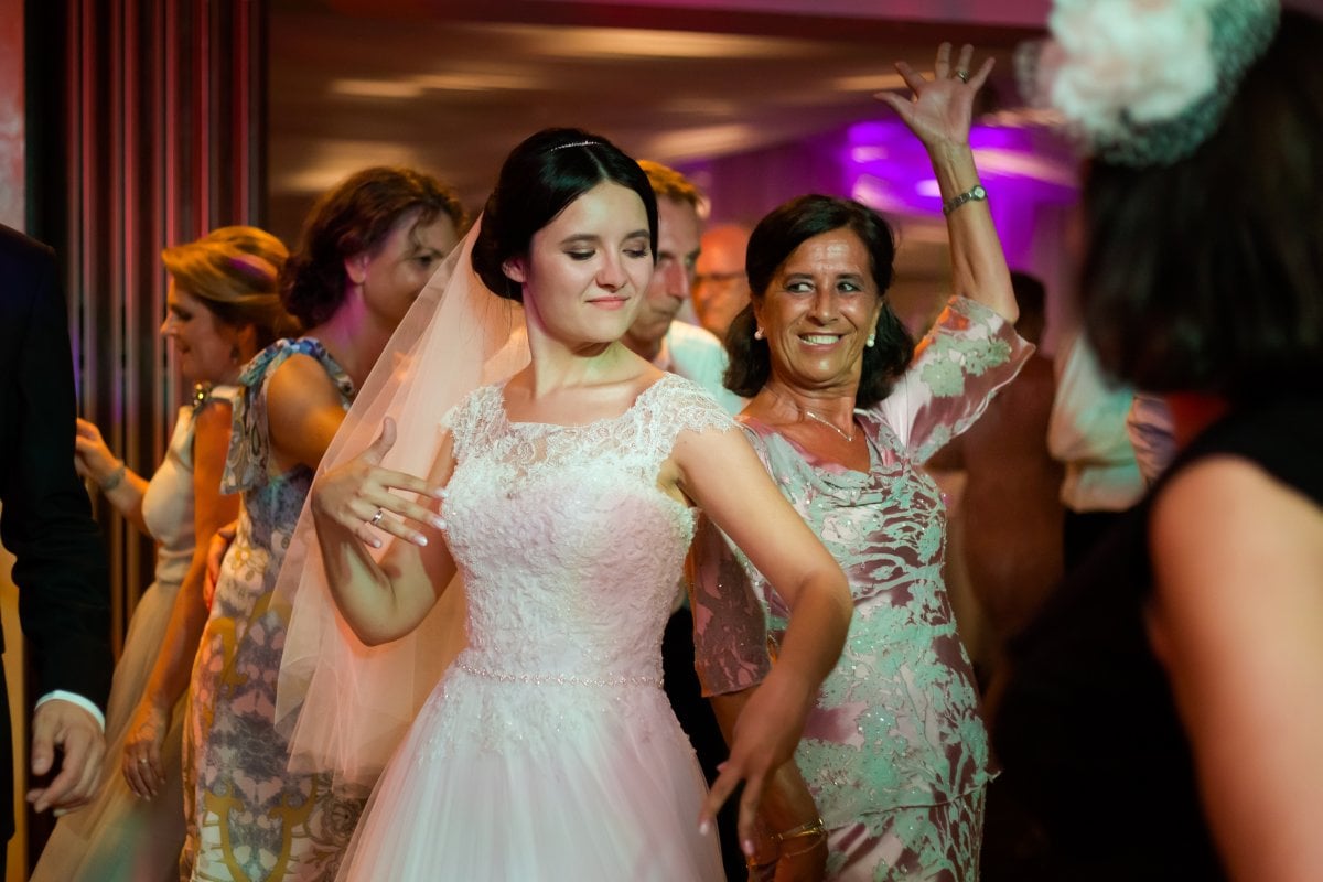 Fotografia ślubna Kraków, fotografia slubna, fotografia slubna krakow, zdjecia slubne krakow, fotograf slubny krakow, fotograf na wesele krakow, slub w klasztorze dominikanow krakow, slub dominikanie krakow, Hilton Garden Inn Krakow, wesele w Hiltonie Krakow, najlepsze zdjecia slubne, fotografia slubna slask, zdjecia slubne slask, fotografia slubna wieliczka, zdjecia slubne wieliczka, zdjecia slubne bielsko, fotograf slubny bielsko, www.magiaobrazu.com, zdjecia slubne bielsko, fotografia slubna slask, fotograf cieszyn, zdjecia slubne cieszyn