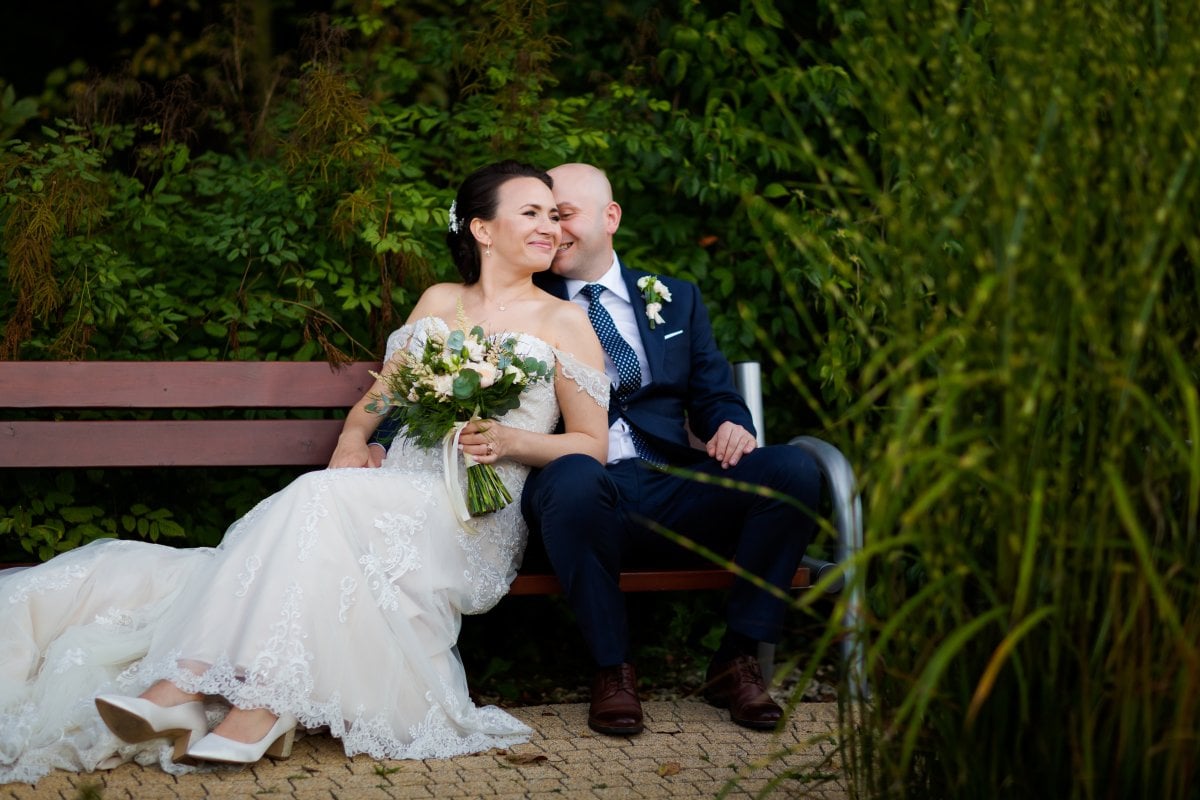 fotografia slubna myslenice, fotografia slubna katowice, zdjecia slubne katowice, fotograf slubny slask, fotograf na slub slask, dworek kociolek dobczyce, wesele w dworku kociolek w dobczycach, kosciol wspomozenia wiernych dobczyce, slub w kosciele wspomozenia wiernych w dobczycach, zdjecia slubne myslenice, fotografia slubna myslenice, fotograf slubny krakow, zdjecia slubne bielsko, zdjecia slubne mikolow, fotografia slubna bielsko, dwoch fotografow na slub, fotografia slubna krakow, fotograf na slub krakow, zdjecia slubne krakow,