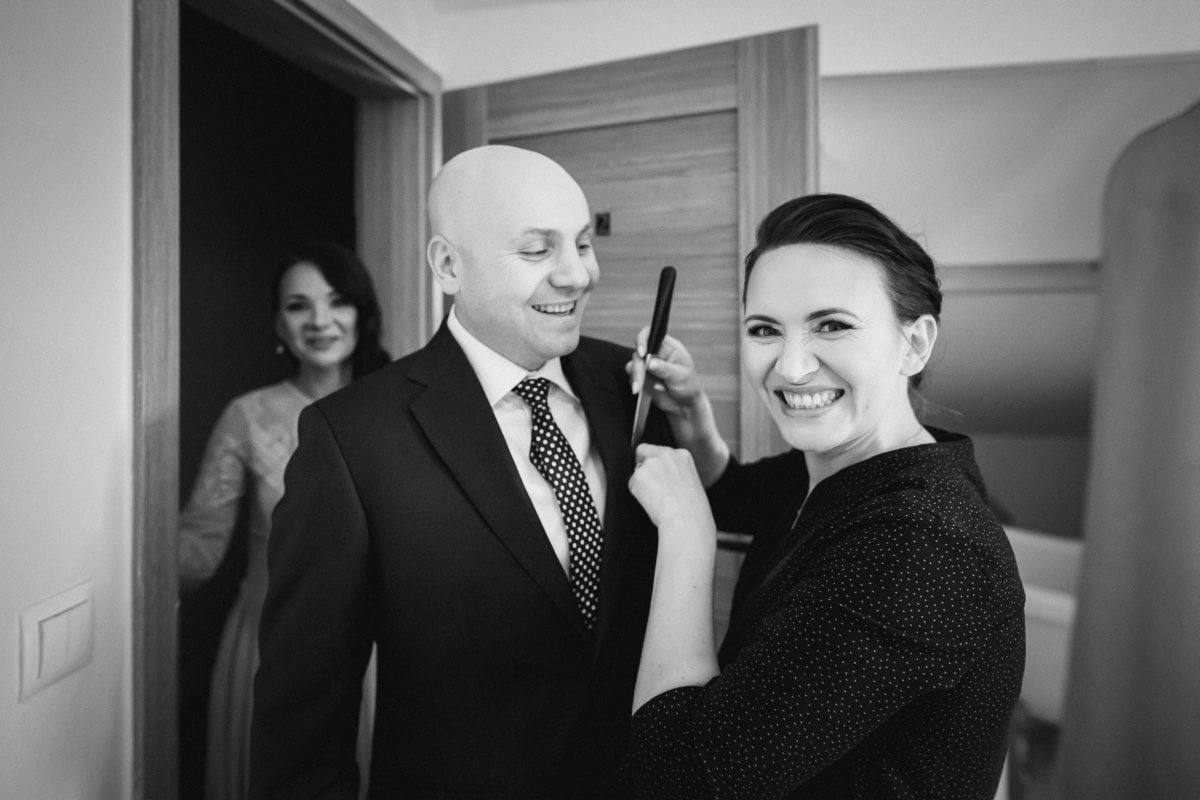 fotografia slubna myslenice, fotografia slubna katowice, zdjecia slubne katowice, fotograf slubny slask, fotograf na slub slask, dworek kociolek dobczyce, wesele w dworku kociolek w dobczycach, kosciol wspomozenia wiernych dobczyce, slub w kosciele wspomozenia wiernych w dobczycach, zdjecia slubne myslenice, fotografia slubna myslenice, fotograf slubny krakow, zdjecia slubne bielsko, zdjecia slubne mikolow, fotografia slubna bielsko, dwoch fotografow na slub, fotografia slubna krakow, fotograf na slub krakow, zdjecia slubne krakow,