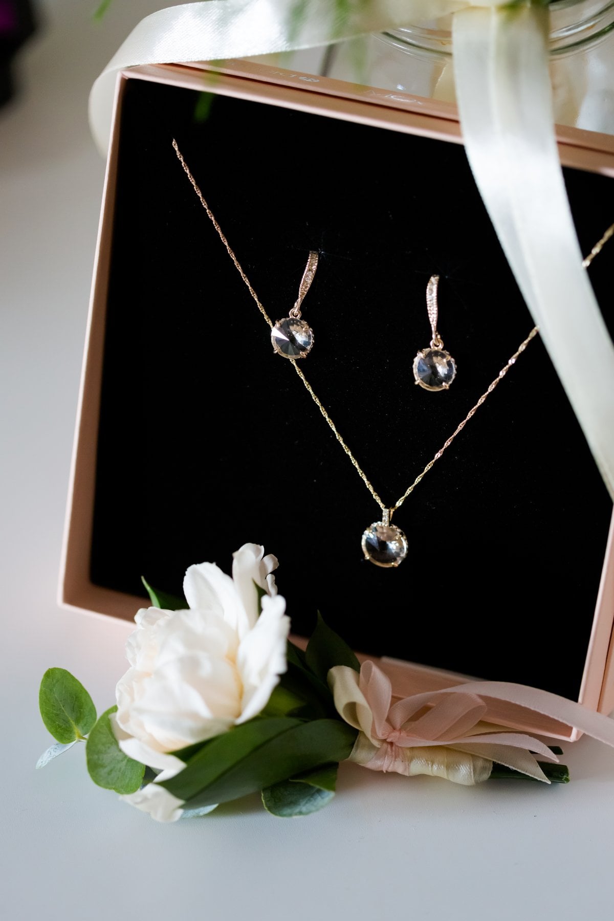 fotografia slubna myslenice, fotografia slubna katowice, zdjecia slubne katowice, fotograf slubny slask, fotograf na slub slask, dworek kociolek dobczyce, wesele w dworku kociolek w dobczycach, kosciol wspomozenia wiernych dobczyce, slub w kosciele wspomozenia wiernych w dobczycach, zdjecia slubne myslenice, fotografia slubna myslenice, fotograf slubny krakow, zdjecia slubne bielsko, zdjecia slubne mikolow, fotografia slubna bielsko, dwoch fotografow na slub, fotografia slubna krakow, fotograf na slub krakow, zdjecia slubne krakow,