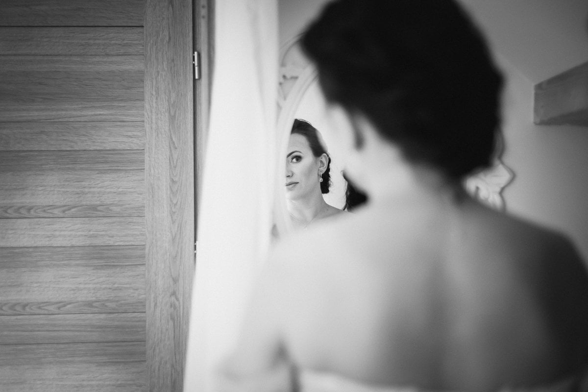 fotografia slubna myslenice, fotografia slubna katowice, zdjecia slubne katowice, fotograf slubny slask, fotograf na slub slask, dworek kociolek dobczyce, wesele w dworku kociolek w dobczycach, kosciol wspomozenia wiernych dobczyce, slub w kosciele wspomozenia wiernych w dobczycach, zdjecia slubne myslenice, fotografia slubna myslenice, fotograf slubny krakow, zdjecia slubne bielsko, zdjecia slubne mikolow, fotografia slubna bielsko, dwoch fotografow na slub, fotografia slubna krakow, fotograf na slub krakow, zdjecia slubne krakow,