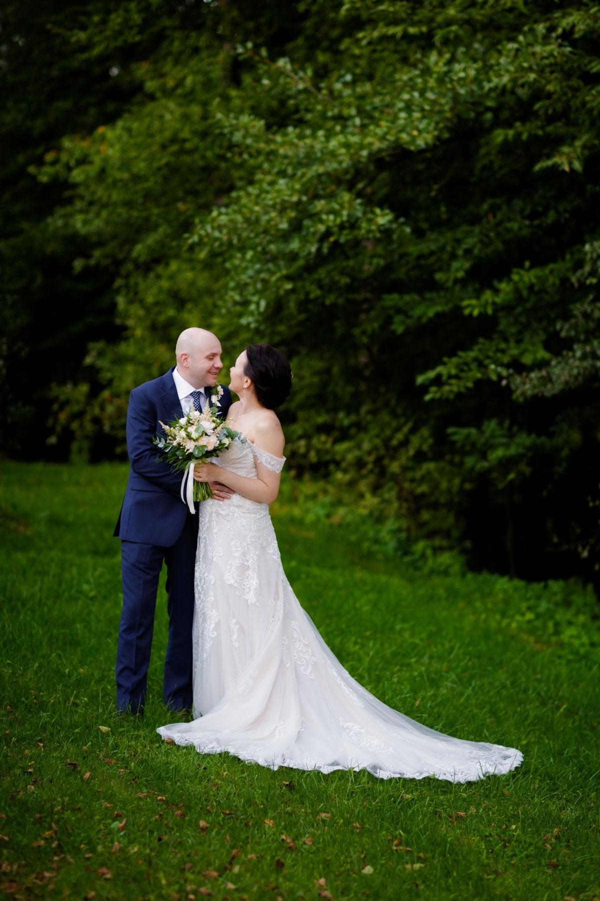 fotografia slubna myslenice, fotografia slubna katowice, zdjecia slubne katowice, fotograf slubny slask, fotograf na slub slask, dworek kociolek dobczyce, wesele w dworku kociolek w dobczycach, kosciol wspomozenia wiernych dobczyce, slub w kosciele wspomozenia wiernych w dobczycach, zdjecia slubne myslenice, fotografia slubna myslenice, fotograf slubny krakow, zdjecia slubne bielsko, zdjecia slubne mikolow, fotografia slubna bielsko, dwoch fotografow na slub, fotografia slubna krakow, fotograf na slub krakow, zdjecia slubne krakow,