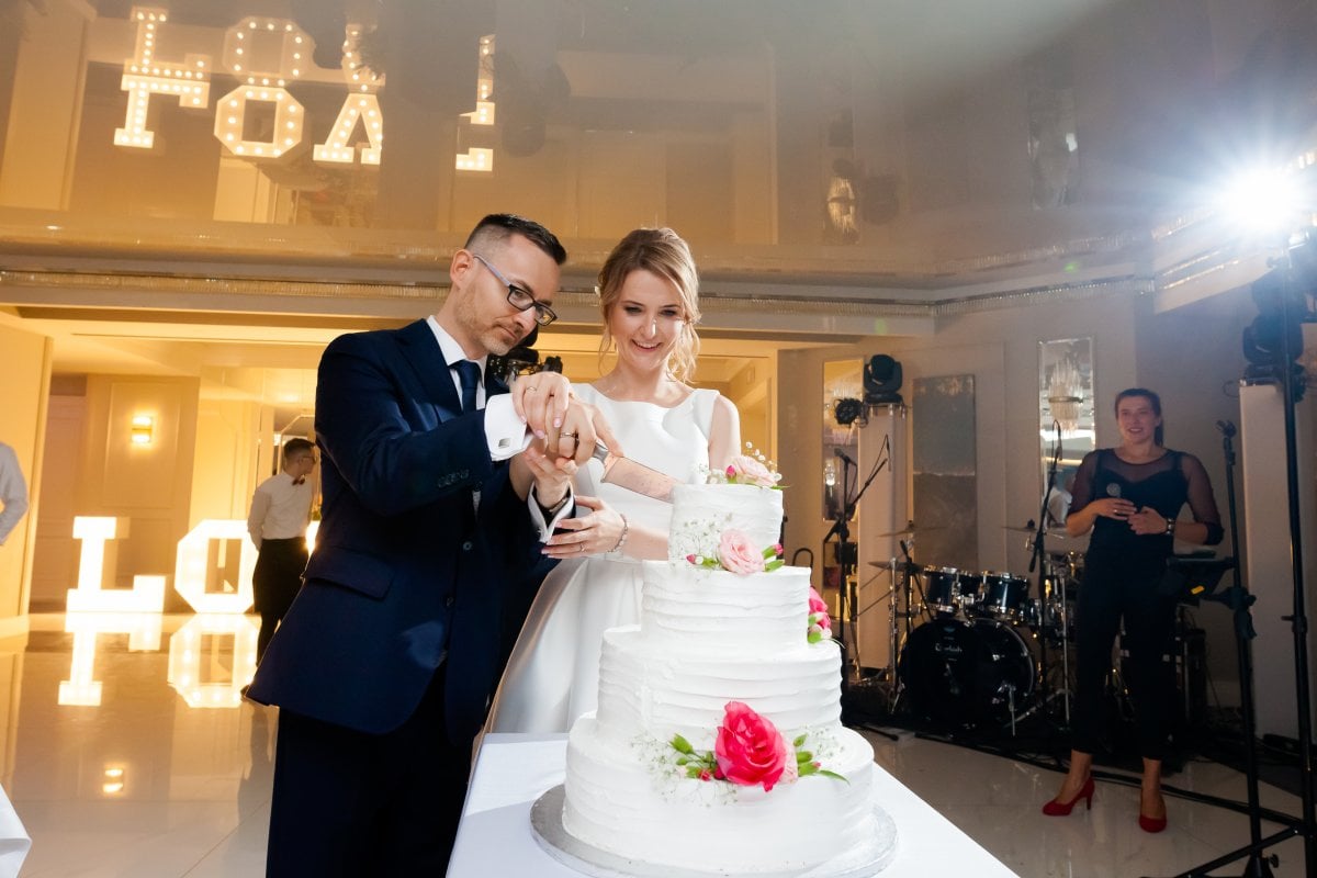 fotografia ślubna Śląsk, bialy dom rybnik, wesele w bialym domu rybnik, fotograf slubny slask, zdjecia slubne slask, fotografia slubna slask, fotografia slubna katowice, zdjecia slubne katowice, slub w rybniku, zdjecia slubne rybnik, wesele w rybniku, fotograf slubny katowice, zdjecia slubne bielsko, zdjecia slubne mikolow, fotografia slubna mikolow, zdjecia slubne zory, fotografia slubna bielsko, dwoch fotografow na slub, fotografia slubna krakow, fotograf na slub krakow, zdjecia slubne krakow,