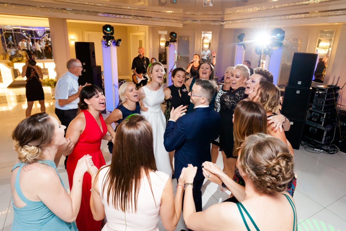 fotografia ślubna Śląsk, bialy dom rybnik, wesele w bialym domu rybnik, fotograf slubny slask, zdjecia slubne slask, fotografia slubna slask, fotografia slubna katowice, zdjecia slubne katowice, slub w rybniku, zdjecia slubne rybnik, wesele w rybniku, fotograf slubny katowice, zdjecia slubne bielsko, zdjecia slubne mikolow, fotografia slubna mikolow, zdjecia slubne zory, fotografia slubna bielsko, dwoch fotografow na slub, fotografia slubna krakow, fotograf na slub krakow, zdjecia slubne krakow,