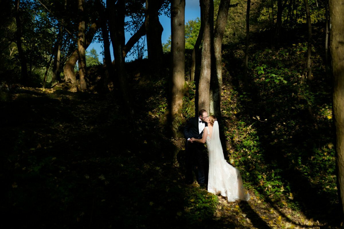 fotografia slubna slask, fotografia ślubna śląsk, sesja na jurze, zdjecia slubne krakow, plener slubny krakow, Dolina Będkowska, Wodospad Szum, sesja slubna nad wodospadem, plener slubny nad wodospadem, jesienna sesja slubna, jesienny plener slubny, zdjecia slubne zywiec, romantyczny plener slubny, fotograf slubny bielsko, plener slubny w lesie slask, sesja slubna w lesie slask, plener slubny las slask, sesja slubna nad jeziorem slask, zdjecia slubne slask, fotografia slubna katowice, zdjecia slubne katowice, romantyczna sesja slubna slask, zdjecia slubne bielsko, fotografia slubna bielsko, www.magiaobrazu.com