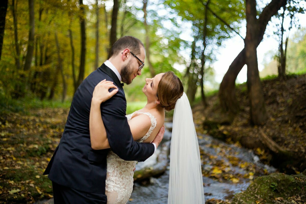 fotografia slubna slask, fotografia ślubna śląsk, sesja na jurze, zdjecia slubne krakow, plener slubny krakow, Dolina Będkowska, Wodospad Szum, sesja slubna nad wodospadem, plener slubny nad wodospadem, jesienna sesja slubna, jesienny plener slubny, zdjecia slubne zywiec, romantyczny plener slubny, fotograf slubny bielsko, plener slubny w lesie slask, sesja slubna w lesie slask, plener slubny las slask, sesja slubna nad jeziorem slask, zdjecia slubne slask, fotografia slubna katowice, zdjecia slubne katowice, romantyczna sesja slubna slask, zdjecia slubne bielsko, fotografia slubna bielsko, www.magiaobrazu.com