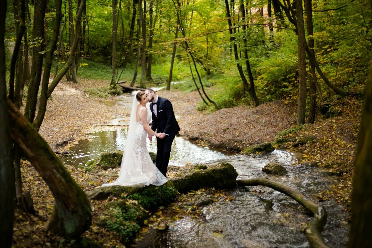 fotografia slubna slask, fotografia ślubna śląsk, sesja na jurze, zdjecia slubne krakow, plener slubny krakow, Dolina Będkowska, Wodospad Szum, sesja slubna nad wodospadem, plener slubny nad wodospadem, jesienna sesja slubna, jesienny plener slubny, zdjecia slubne zywiec, romantyczny plener slubny, fotograf slubny bielsko, plener slubny w lesie slask, sesja slubna w lesie slask, plener slubny las slask, sesja slubna nad jeziorem slask, zdjecia slubne slask, fotografia slubna katowice, zdjecia slubne katowice, romantyczna sesja slubna slask, zdjecia slubne bielsko, fotografia slubna bielsko, www.magiaobrazu.com