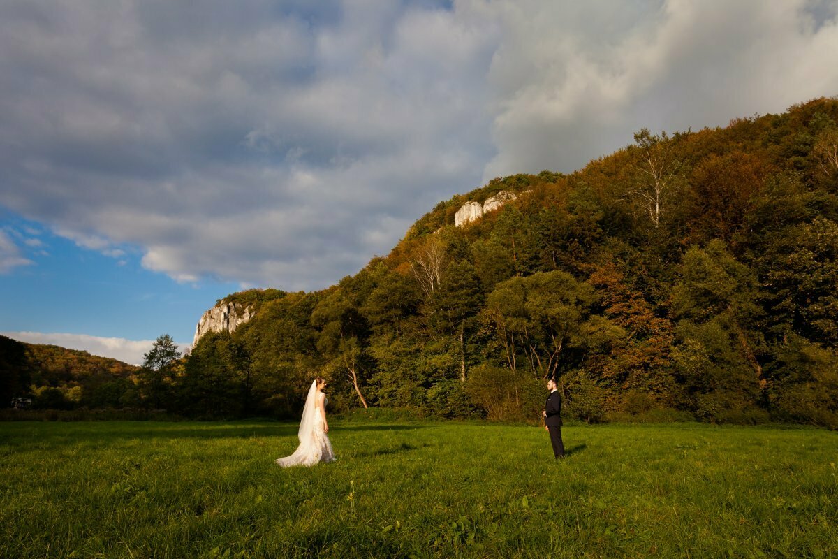 fotografia slubna slask, fotografia ślubna śląsk, sesja na jurze, zdjecia slubne krakow, plener slubny krakow, Dolina Będkowska, Wodospad Szum, sesja slubna nad wodospadem, plener slubny nad wodospadem, jesienna sesja slubna, jesienny plener slubny, zdjecia slubne zywiec, romantyczny plener slubny, fotograf slubny bielsko, plener slubny w lesie slask, sesja slubna w lesie slask, plener slubny las slask, sesja slubna nad jeziorem slask, zdjecia slubne slask, fotografia slubna katowice, zdjecia slubne katowice, romantyczna sesja slubna slask, zdjecia slubne bielsko, fotografia slubna bielsko, www.magiaobrazu.com