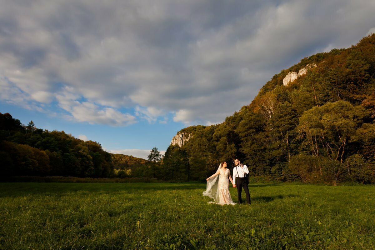 fotografia slubna slask, fotografia ślubna śląsk, sesja na jurze, zdjecia slubne krakow, plener slubny krakow, Dolina Będkowska, Wodospad Szum, sesja slubna nad wodospadem, plener slubny nad wodospadem, jesienna sesja slubna, jesienny plener slubny, zdjecia slubne zywiec, romantyczny plener slubny, fotograf slubny bielsko, plener slubny w lesie slask, sesja slubna w lesie slask, plener slubny las slask, sesja slubna nad jeziorem slask, zdjecia slubne slask, fotografia slubna katowice, zdjecia slubne katowice, romantyczna sesja slubna slask, zdjecia slubne bielsko, fotografia slubna bielsko, www.magiaobrazu.com