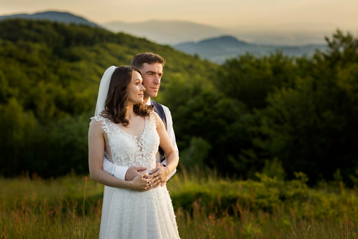 fotografia ślubna ustroń, sesja slubna w gorach, plener slubny w gorach, sesja slubna beskidy, plener slubny w beskidach, fotografia slubna bielsko, zdjecia slubne na rownicy, fotografia slubna ustron, plener slubny slask, zdjecia slubne bielsko, fotografia slubna bielsko, jesienny plener slubny, jesienna sesja slubna, fotografia slubna zywiec, zdjecia slubne zywiec, fotografia slubna slask, fotografia slubna katowice, zdjecia slubne katowice, fotograf slubny katowice, zdjecia slubne bielsko, fotograf slubny bielsko, zdjecia slubne slask, dwoch fotografow na slub, fotografia slubna krakow, zdjecia slubne zywiec, fotografia slubna zywiec