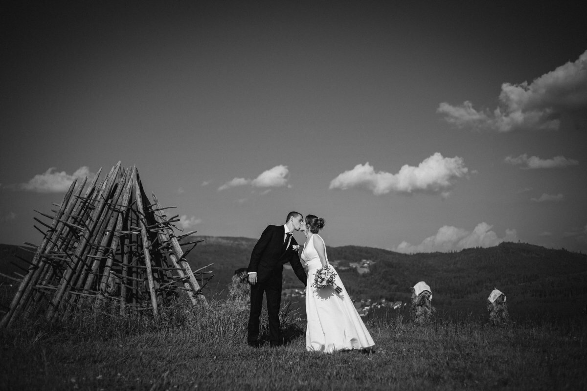 fotografia slubna wisla, fotografia slubna bielsko, zdjecia slubne w wisle, zdjecia slubne wisla, fotografia slubna wisla, plener slubny slask, zdjecia slubne bielsko, fotografia slubna bielsko, jesienny plener slubny, jesienna sesja slubna, fotografia slubna zywiec, zdjecia slubne zywiec, fotografia slubna slask, fotografia slubna katowice, zdjecia slubne katowice, fotograf slubny katowice, zdjecia slubne bielsko, fotograf slubny bielsko, zdjecia slubne slask, dwoch fotografow na slub, fotografia slubna krakow, zdjecia slubne zywiec, fotografia slubna zywiec