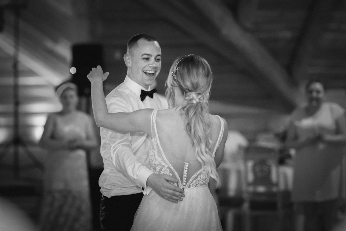 Fotografia ślubna Żywiec, wesele w dworku goralskim w lodygowicach, dworek goralski lodygowice, zdjecia slubne zywiec, fotografia slubna zywiec, wesele w goralskim stylu, zdjecia slubne slask, fotograf slubny slask, fotograf na wesele slask, fotograf slubny zywiec, fotografia slubna slask, fotograf slubny katowice, zdjecia slubne bielsko, fotografia slubna bielsko, dwoch fotografow na slub, fotografia slubna krakow, fotograf na slub krakow, zdjecia slubne krakow,