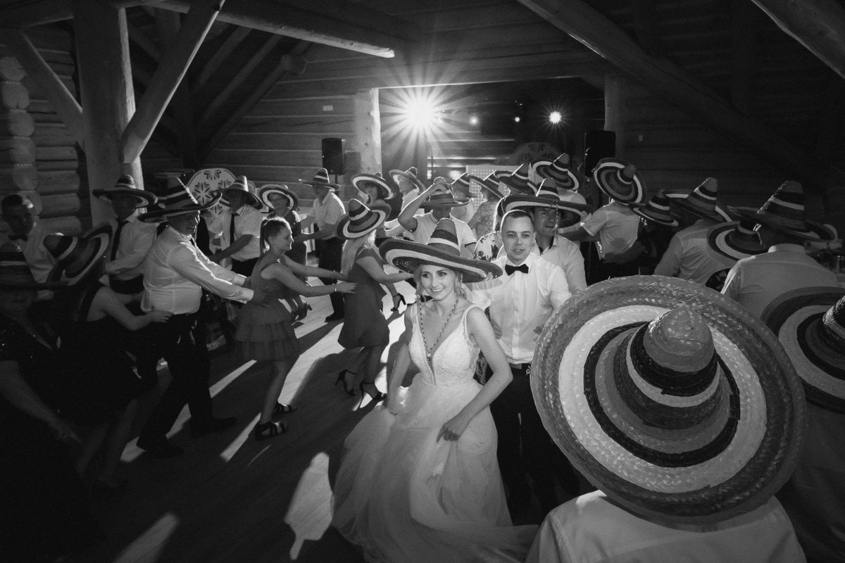 Fotografia ślubna Żywiec, wesele w dworku goralskim w lodygowicach, dworek goralski lodygowice, zdjecia slubne zywiec, fotografia slubna zywiec, wesele w goralskim stylu, zdjecia slubne slask, fotograf slubny slask, fotograf na wesele slask, fotograf slubny zywiec, fotografia slubna slask, fotograf slubny katowice, zdjecia slubne bielsko, fotografia slubna bielsko, dwoch fotografow na slub, fotografia slubna krakow, fotograf na slub krakow, zdjecia slubne krakow,