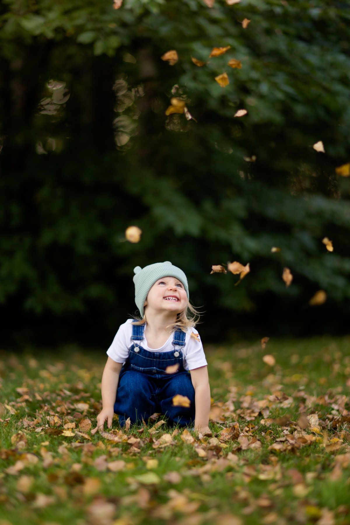 jesienna sesja dziecieca, lifestylowa sesja rodzinna pszczyna, lifestylowe sesje rodzinne pszczyna, jesienna sesja rodzinna, sesje dzieciece pszczyna, zdjecia dzieciece pszczyna, sesja rodzinna bielsko, fotografia rodzinna slask, zdjecia portretowe pszczyna, sesja portretowa bielsko, zdjecia w plenerze bielsko, rodzina w plenerze slask, fotografia dziecieca bielsko, zdjecia dzieci bielsko, fotograf rodzinny slask, fotograf czechowice, fotografia bielsko