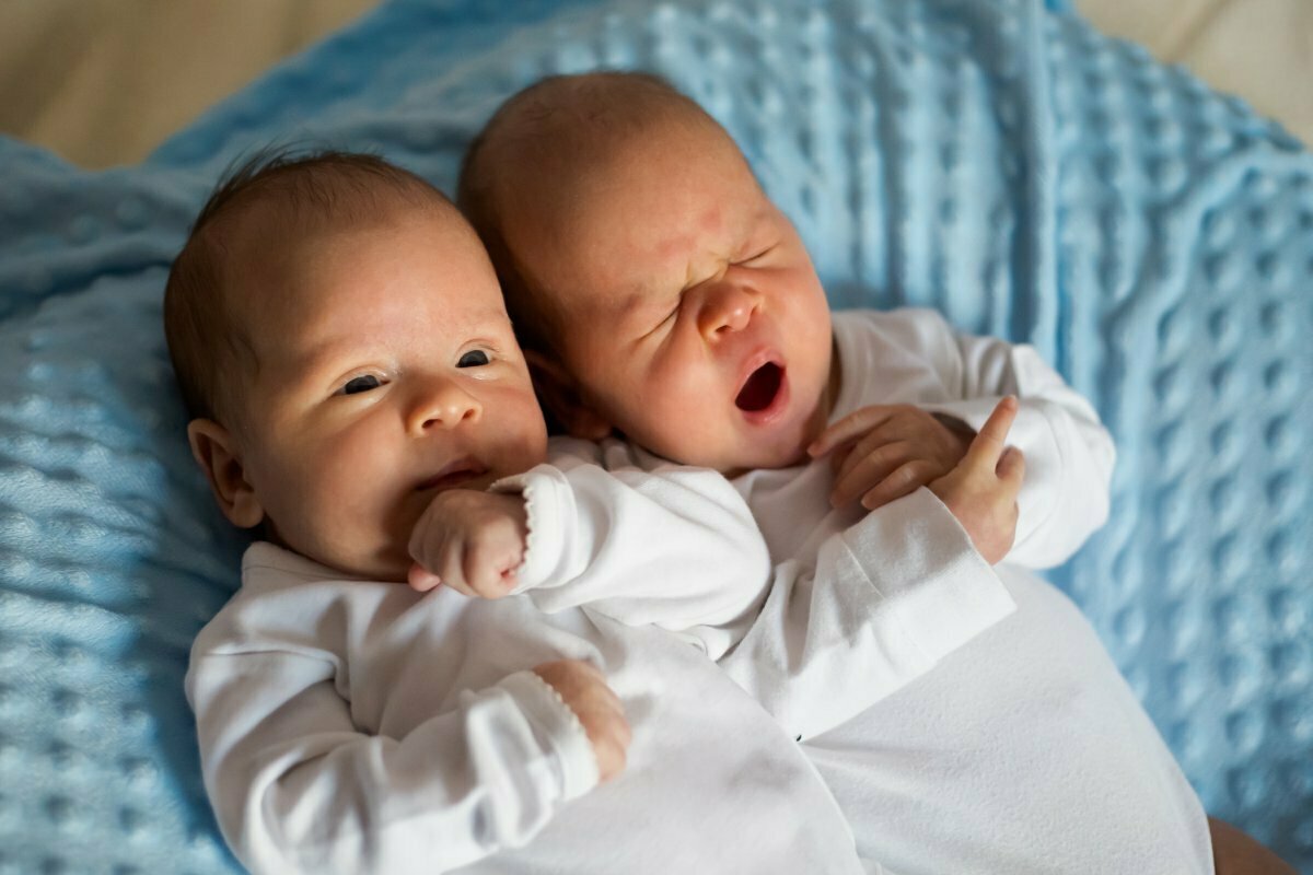 lifestylowa sesja rodzinna bielsko, lifestylowe sesje rodzinne bielsko, sesja noworodkowa z blizniakami bielsko, sesje dzieciece pszczyna, zdjecia dzieciece pszczyna, fotografia noworodkowa pszczyna, sesja rodzinna bielsko, fotografia rodzinna slask, zdjecia portretowe pszczyna, sesja portretowa bielsko, fotografia dziecieca bielsko, zdjecia dzieci bielsko, fotografia rodzinna bielsko-biala, fotografia rodzinna slask, fotograf rodzinny slask, fotograf czechowice, fotografia bielsko, zdjecia slask, www.magiaobrazu.com,