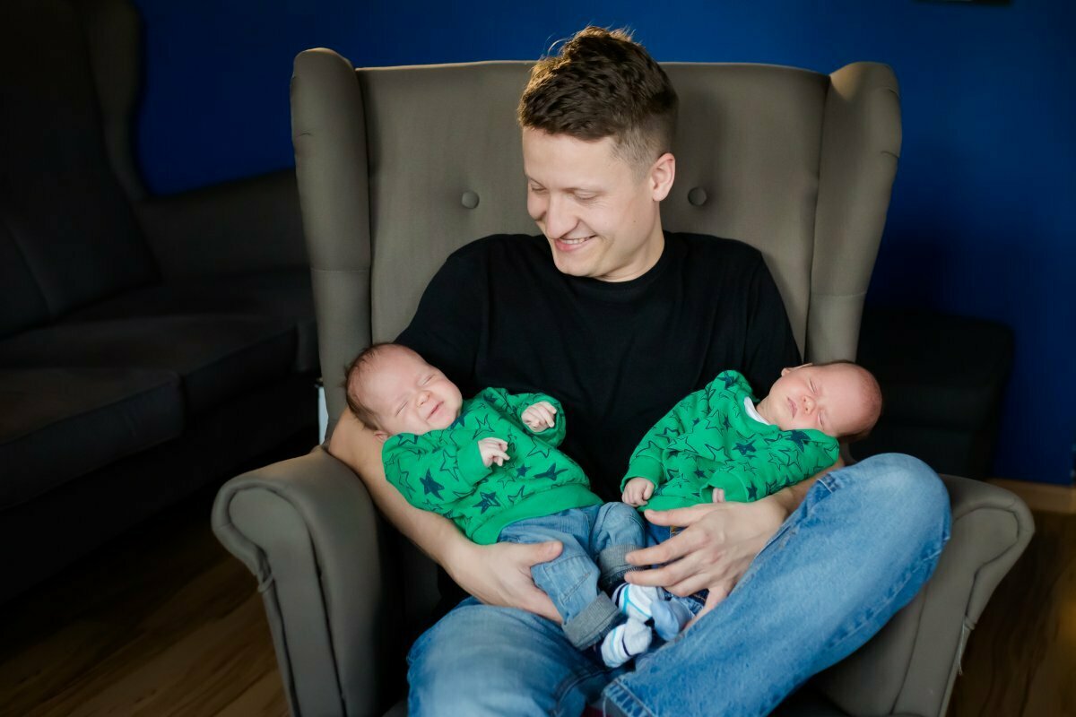 lifestylowa sesja rodzinna bielsko, lifestylowe sesje rodzinne bielsko, sesja noworodkowa z blizniakami bielsko, sesje dzieciece pszczyna, zdjecia dzieciece pszczyna, fotografia noworodkowa pszczyna, sesja rodzinna bielsko, fotografia rodzinna slask, zdjecia portretowe pszczyna, sesja portretowa bielsko, fotografia dziecieca bielsko, zdjecia dzieci bielsko, fotografia rodzinna bielsko-biala, fotografia rodzinna slask, fotograf rodzinny slask, fotograf czechowice, fotografia bielsko, zdjecia slask, www.magiaobrazu.com,