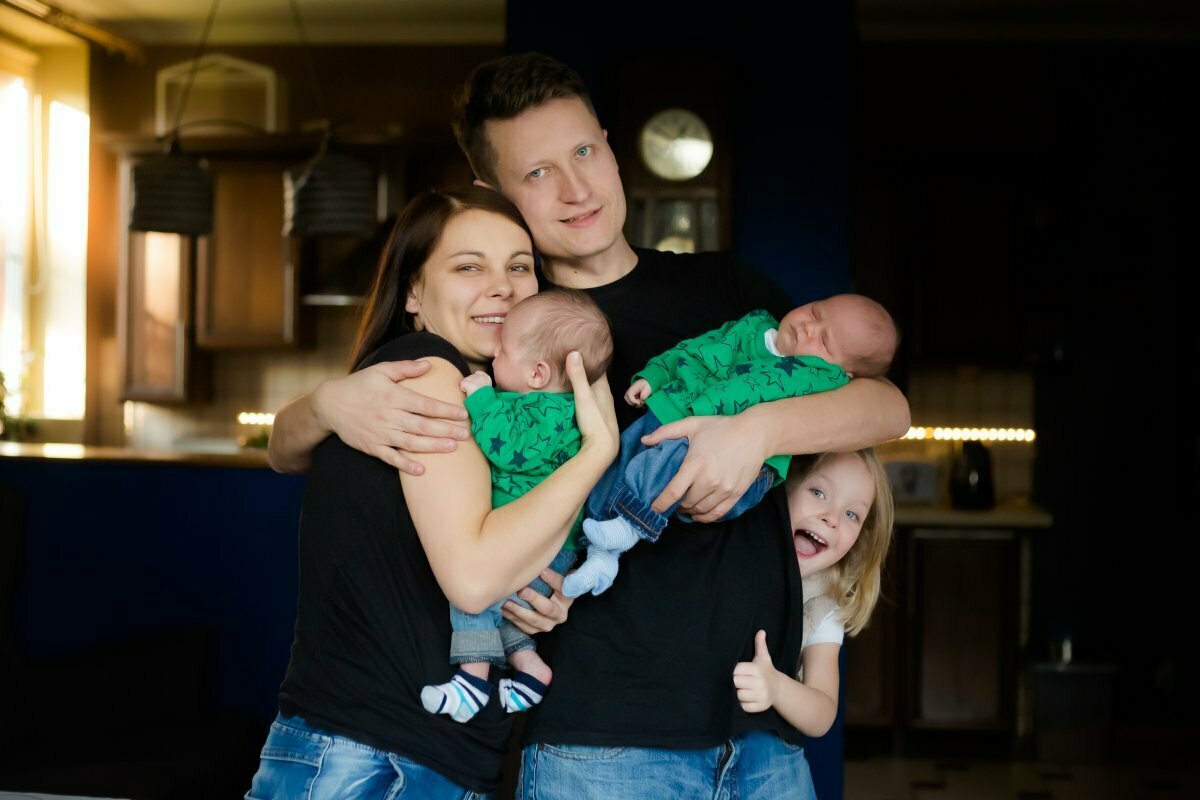 lifestylowa sesja rodzinna bielsko, lifestylowe sesje rodzinne bielsko, sesja noworodkowa z blizniakami bielsko, sesje dzieciece pszczyna, zdjecia dzieciece pszczyna, fotografia noworodkowa pszczyna, sesja rodzinna bielsko, fotografia rodzinna slask, zdjecia portretowe pszczyna, sesja portretowa bielsko, fotografia dziecieca bielsko, zdjecia dzieci bielsko, fotografia rodzinna bielsko-biala, fotografia rodzinna slask, fotograf rodzinny slask, fotograf czechowice, fotografia bielsko, zdjecia slask, www.magiaobrazu.com,