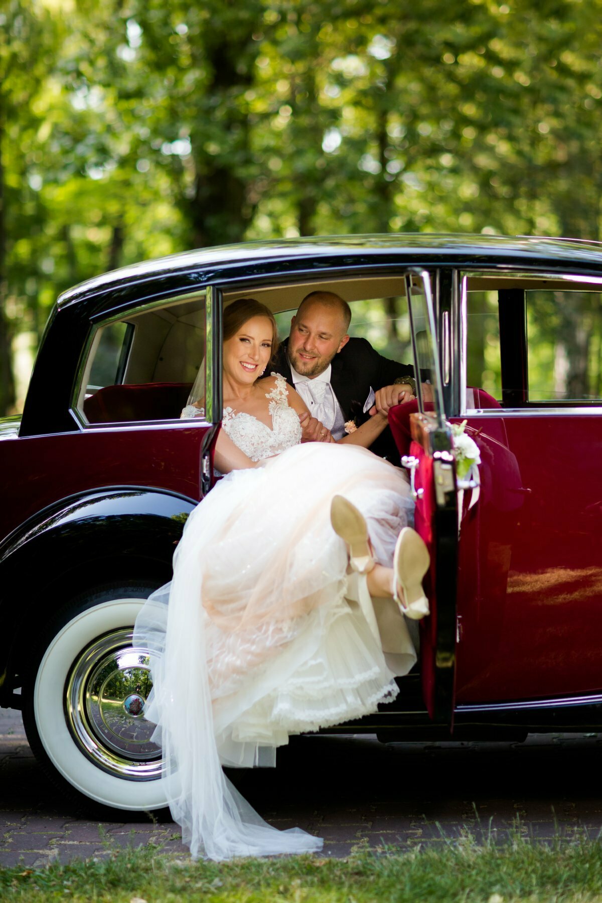 najlepsze zdjecia slubne, najpiekniejsze zdjecia slubne, fotografia slubna slask, zdjecia slubne slask, najlepszy fotograf slubny slask, plener slubny slask, sesje slubne slask, fotograf na slub slask, piekne fotografie slubne slask, dwoch fotografow na slub, fotografia weselna slask, fotografia weselna krakow, naturalna fotografia slubna, zdjecia slubne bielsko, fotograf slubny bielsko, fotografia slubna bielsko, zdjecia slubne krakow, fotografia slubna krakow, fotograf slubny krakow, oryginalna fotografia slubna, www.magiaobrazu.com,