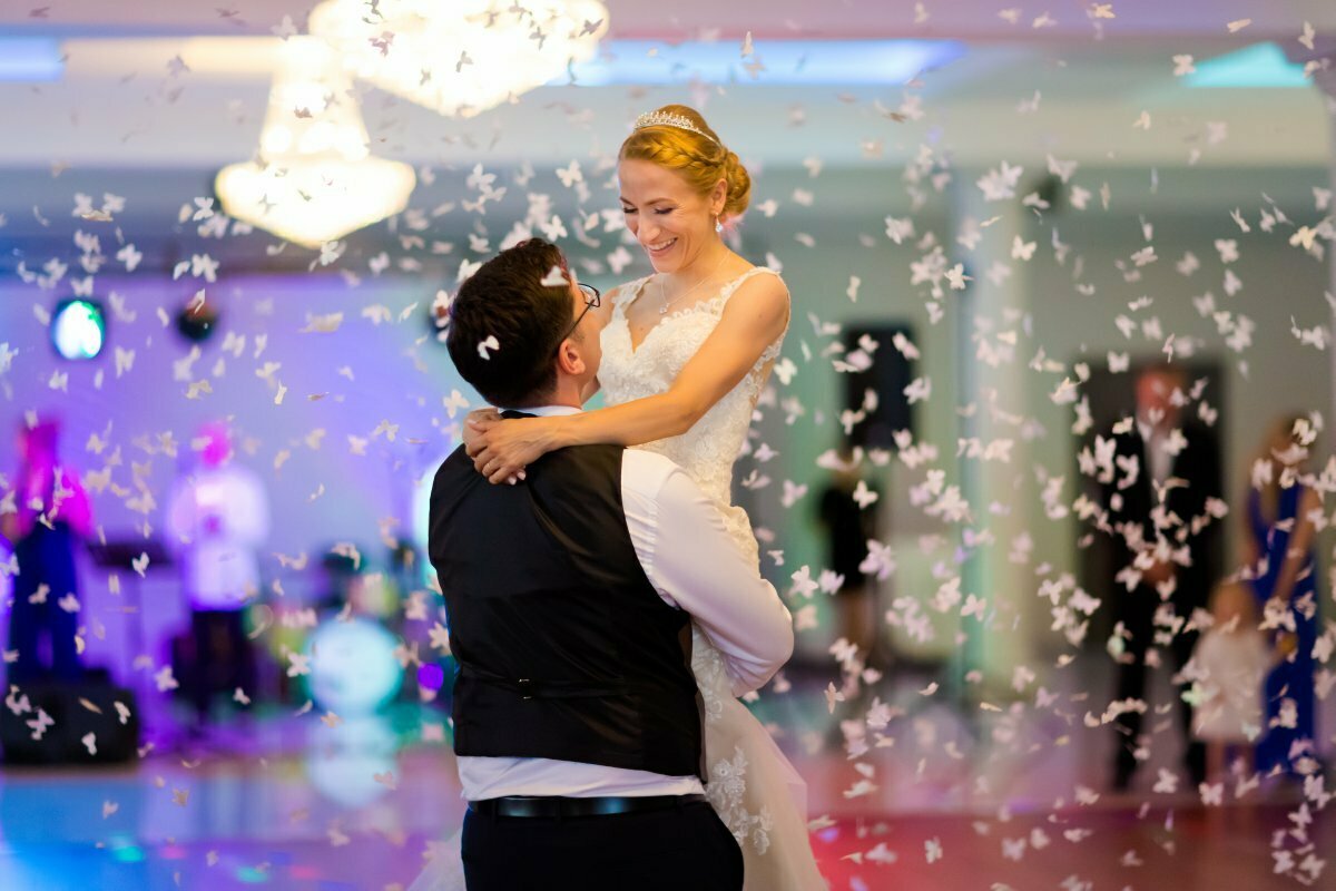 najlepsze zdjecia slubne, najpiekniejsze zdjecia slubne, fotografia slubna slask, zdjecia slubne slask, najlepszy fotograf slubny slask, plener slubny slask, sesje slubne slask, fotograf na slub slask, piekne fotografie slubne slask, dwoch fotografow na slub, fotografia weselna slask, fotografia weselna krakow, naturalna fotografia slubna, zdjecia slubne bielsko, fotograf slubny bielsko, fotografia slubna bielsko, zdjecia slubne krakow, fotografia slubna krakow, fotograf slubny krakow, oryginalna fotografia slubna, www.magiaobrazu.com,