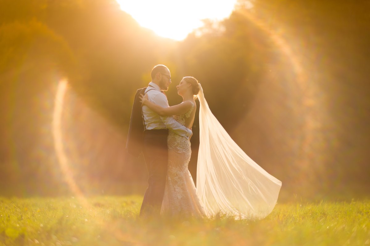 najlepsze zdjecia slubne 2020, najlepsze zdjęcia ślubne 2020, najpiekniejsze zdjecia slubne, fotografia slubna slask, zdjecia slubne slask, najlepszy fotograf slubny slask, plener slubny slask, sesje slubne slask, fotograf na slub slask, piekne fotografie slubne slask, dwoch fotografow na slub, fotografia weselna slask, fotografia weselna krakow, naturalna fotografia slubna, zdjecia slubne bielsko, fotograf slubny bielsko, fotografia slubna bielsko, zdjecia slubne krakow, fotografia slubna krakow, fotograf slubny krakow, oryginalna fotografia slubna, www.magiaobrazu.com,