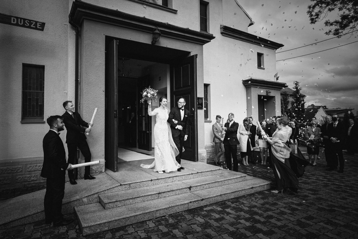 najlepsze zdjecia slubne 2020, najlepsze zdjęcia ślubne 2020, najpiekniejsze zdjecia slubne, fotografia slubna slask, zdjecia slubne slask, najlepszy fotograf slubny slask, plener slubny slask, sesje slubne slask, fotograf na slub slask, piekne fotografie slubne slask, dwoch fotografow na slub, fotografia weselna slask, fotografia weselna krakow, naturalna fotografia slubna, zdjecia slubne bielsko, fotograf slubny bielsko, fotografia slubna bielsko, zdjecia slubne krakow, fotografia slubna krakow, fotograf slubny krakow, oryginalna fotografia slubna, www.magiaobrazu.com,