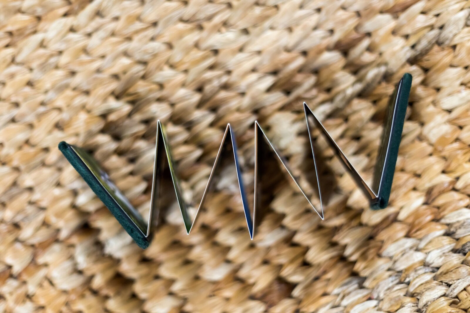 Oryginalne podziękowania dla gości weselnych, mini album ze ślubu oprawiony w zielony aksamit