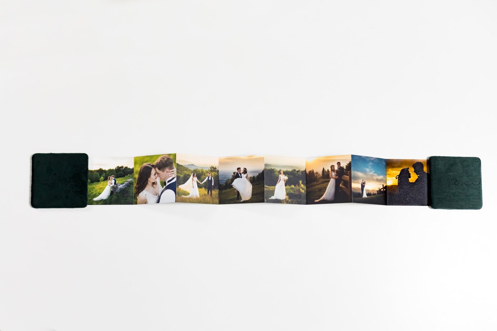 Oryginalne podziękowania dla gości weselnych, mini album ze ślubu oprawiony w zielony aksamit