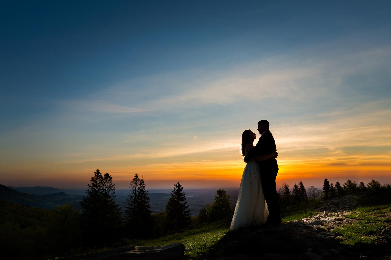 Plener ślubny na Śląsku, sesja slubna w gorach, plener slubny w gorach, sesja slubna beskidy, plener slubny w beskidach, fotografia slubna bielsko, zdjecia slubne na rownicy, fotografia slubna ustron, plener slubny slask, zdjecia slubne bielsko, fotografia slubna bielsko, jesienny plener slubny, jesienna sesja slubna, fotografia slubna zywiec, zdjecia slubne zywiec, fotografia slubna slask, fotografia slubna katowice, zdjecia slubne katowice, fotograf slubny katowice, zdjecia slubne bielsko, fotograf slubny bielsko, zdjecia slubne slask, dwoch fotografow na slub, fotografia slubna krakow, zdjecia slubne zywiec, fotografia slubna zywiec