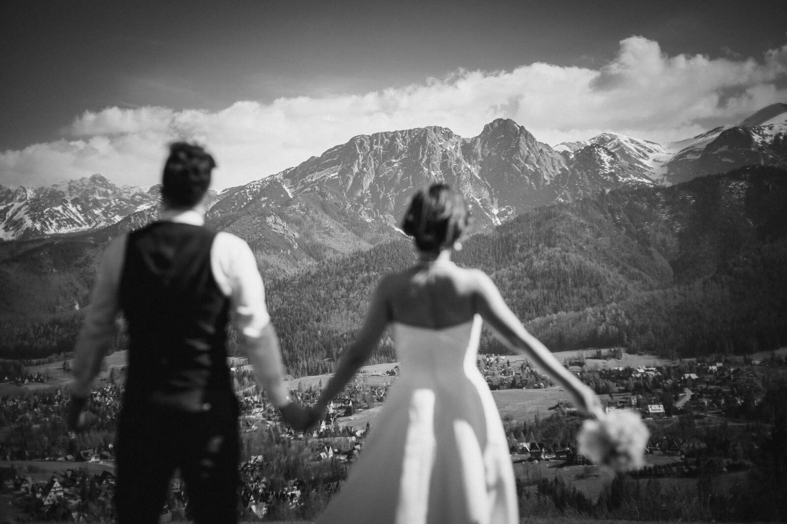 plener slubny w Tatrach, sesja slubna Tatry, wedding photography poland, prewedding session zakopane, wedding photos poland, fotografia slubna Tatry, tatrzanski plener slubny, sesja slubna tatry, plener slubny tatry, fotografia slubna slask, zdjecia slubne krakow, fotograf na slub zakopane, zdjecia slubne zakopane, fotografia slubna krakow, zdjecia slubne slask, fotografia slubna bielsko, zdjecia slubne bielsko, fotografia slubna zywiec, zdjecia slubne zywiec, piekna sesja slubna, najladniejsze sesje slubne, fotograf slubny Krakow, fotografowie slubni, dwoch fotografow na slub, Anna i Jacek Bieniek; zdjecia slubne slask, www.magiaobrazu.com,